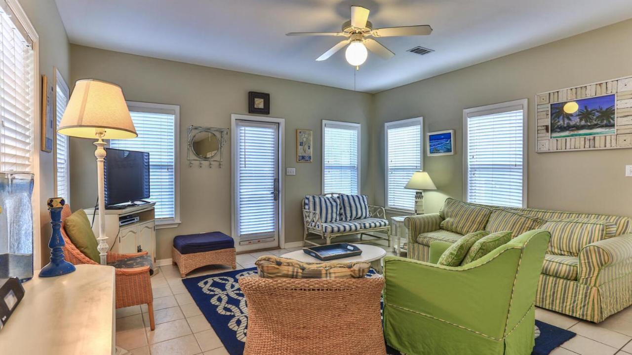 Biglows Bungalow - About A Quarter Mile To Private Neighborhood Beach Access, Pet Friendly, Community Pool Villa Destin Exteriör bild